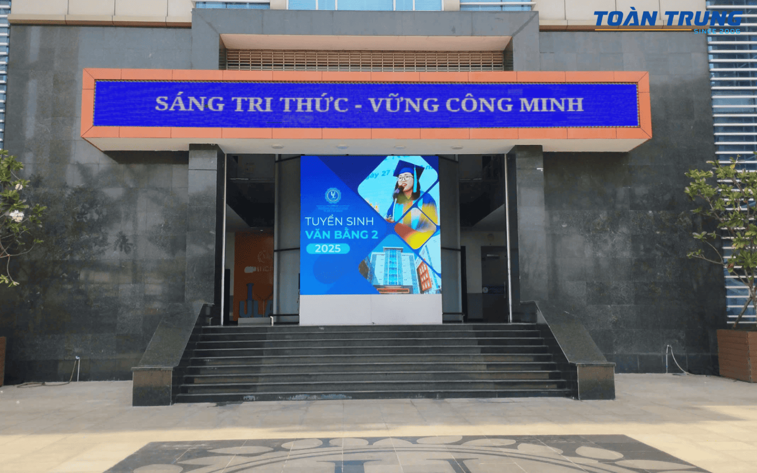 lap-dat-man-hinh-led-ngoai-troi (1)