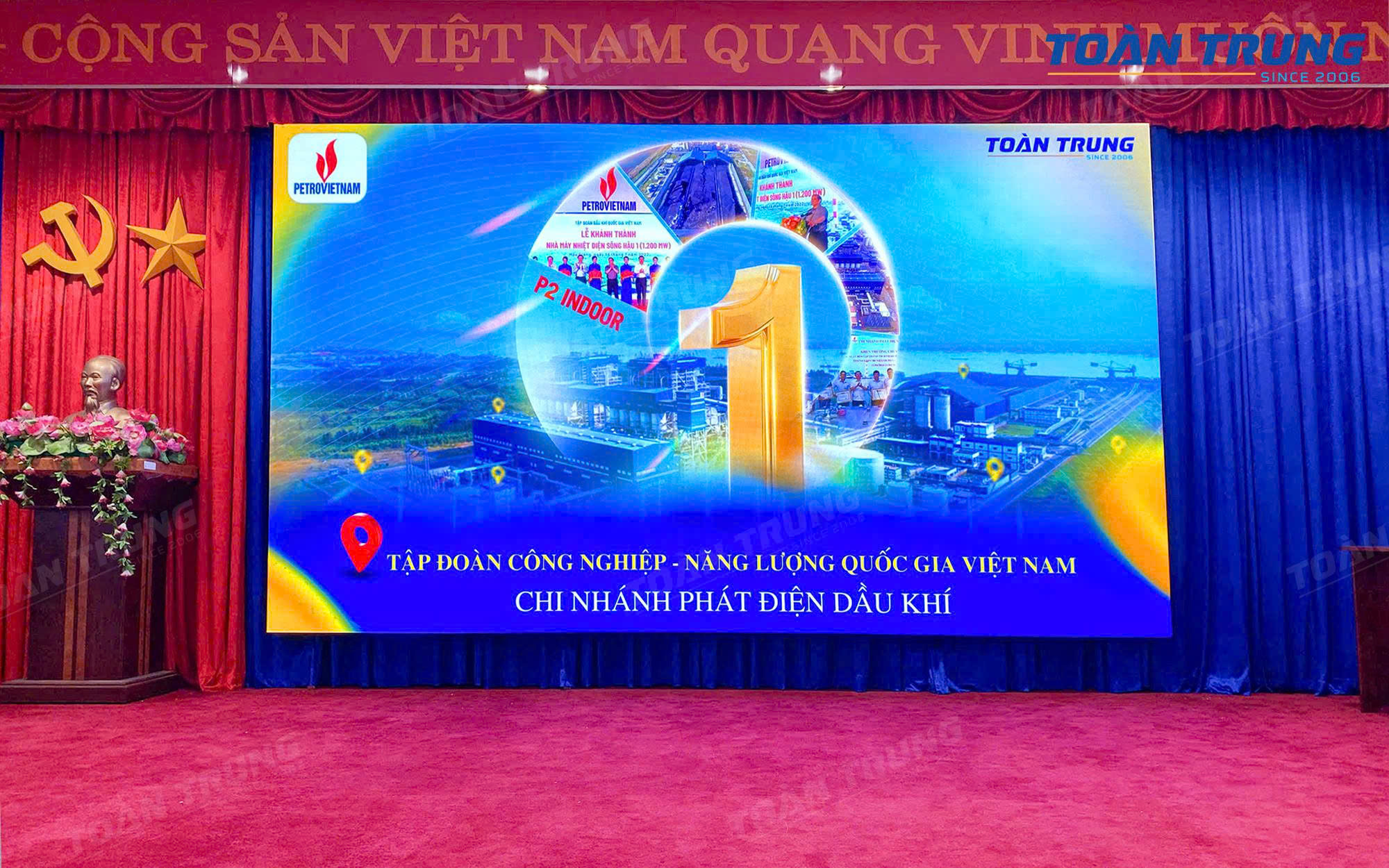 man-hinh-led-trong-nha