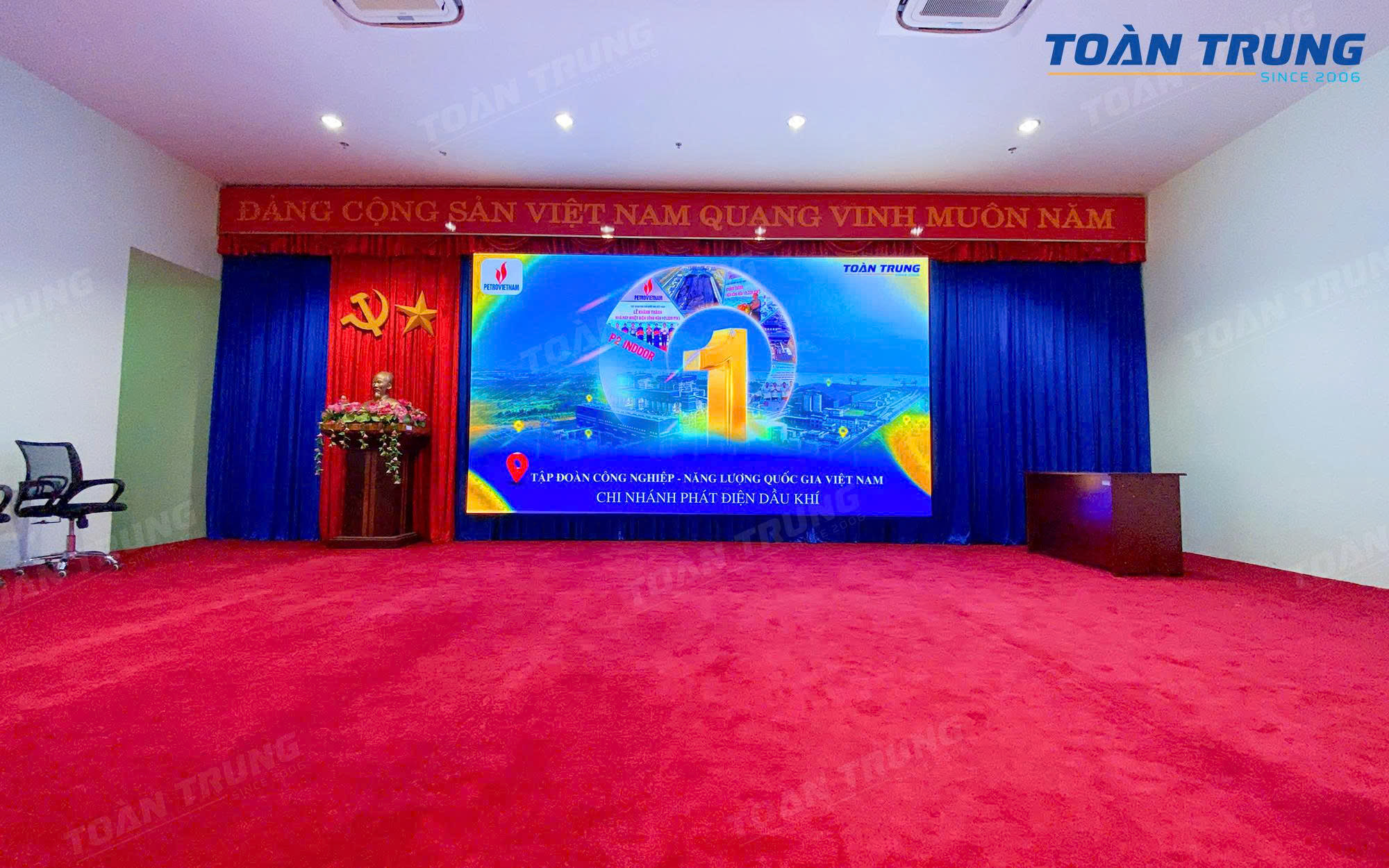 màn hình LED trong nhà