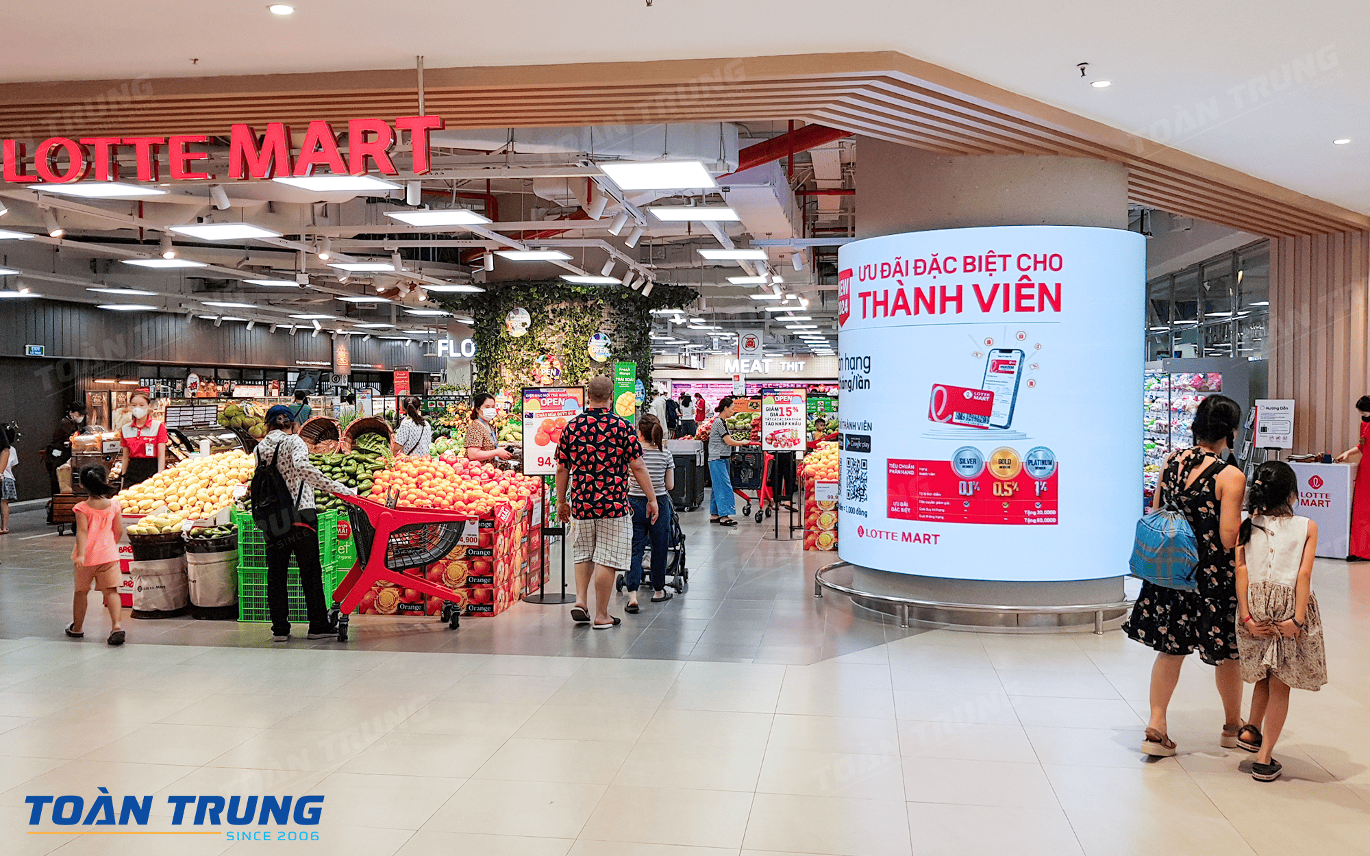 màn hình LED uốn cong