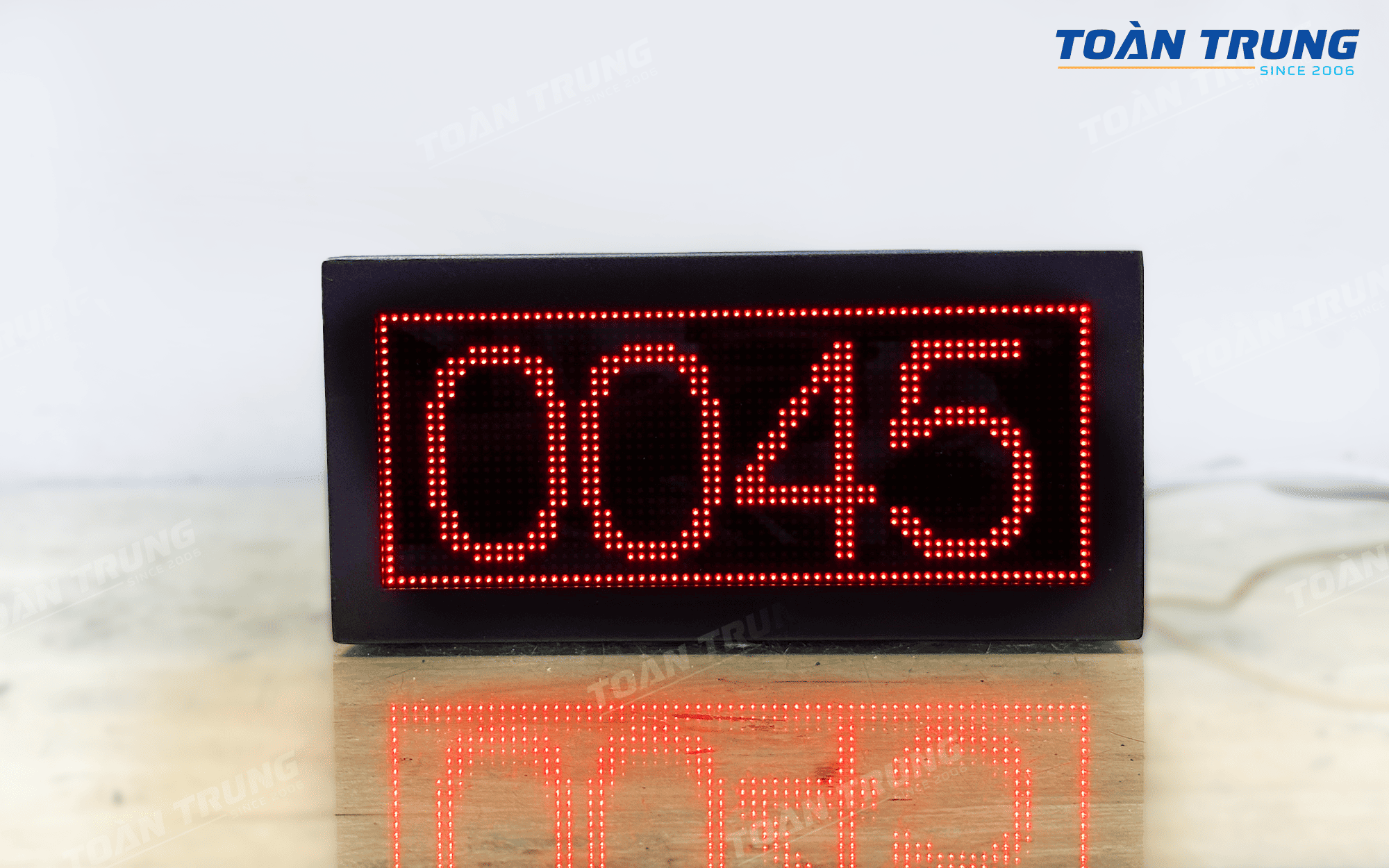 bang-led-hien-thi-so-thu-tu-tu-dong (9)